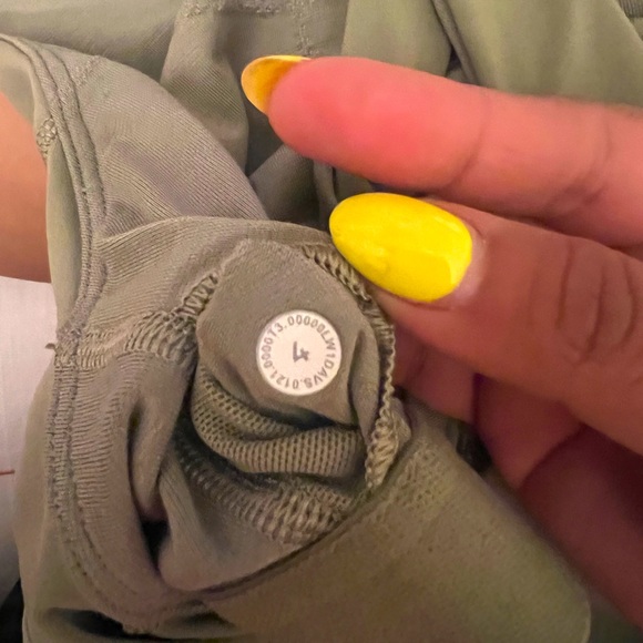 Lululemon Key to Balance Tank Rosemary Green 4 - Picture 10 of 10